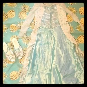 Little girls Elsa Costume size 4-6